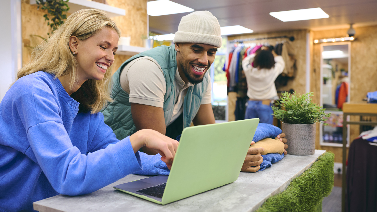 Social commerce